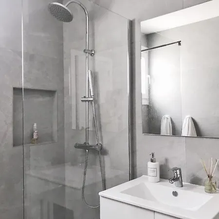 Just To Sleep 2 Bedrooms *